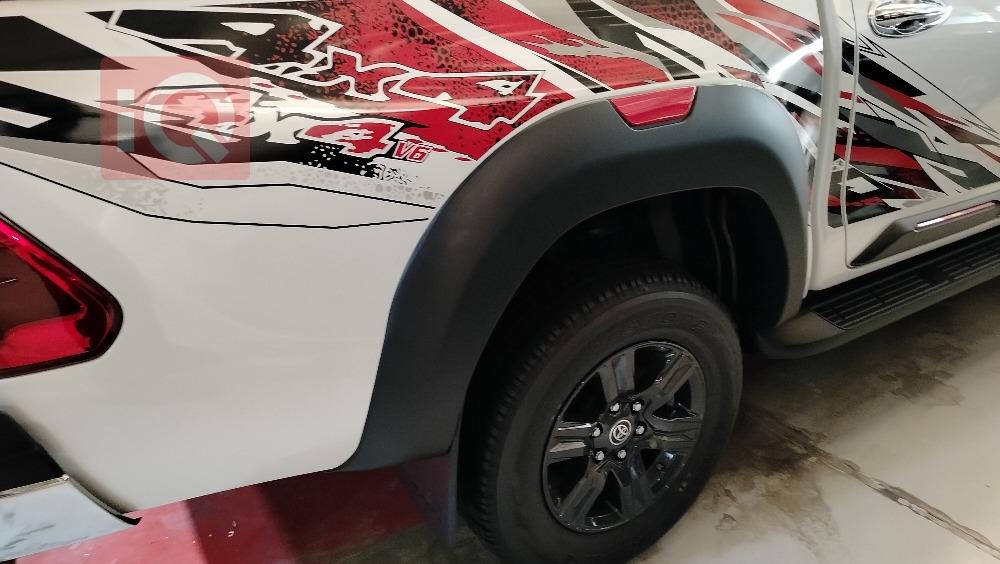 تويوتا هايلوكس